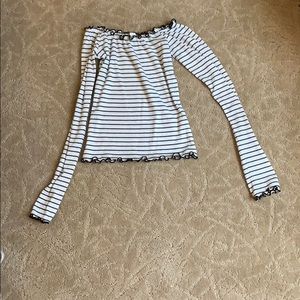 Off the Shoulder Top (Garage; XS)